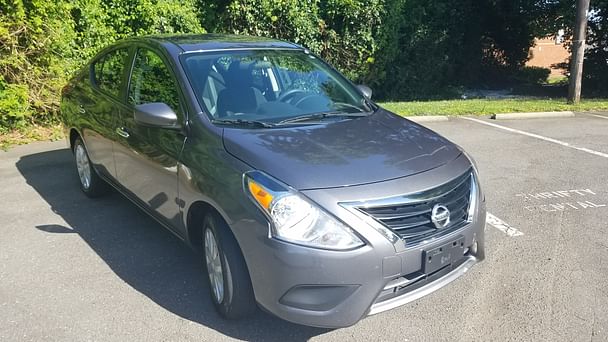 Nissan Versa Sedan with Air conditioning