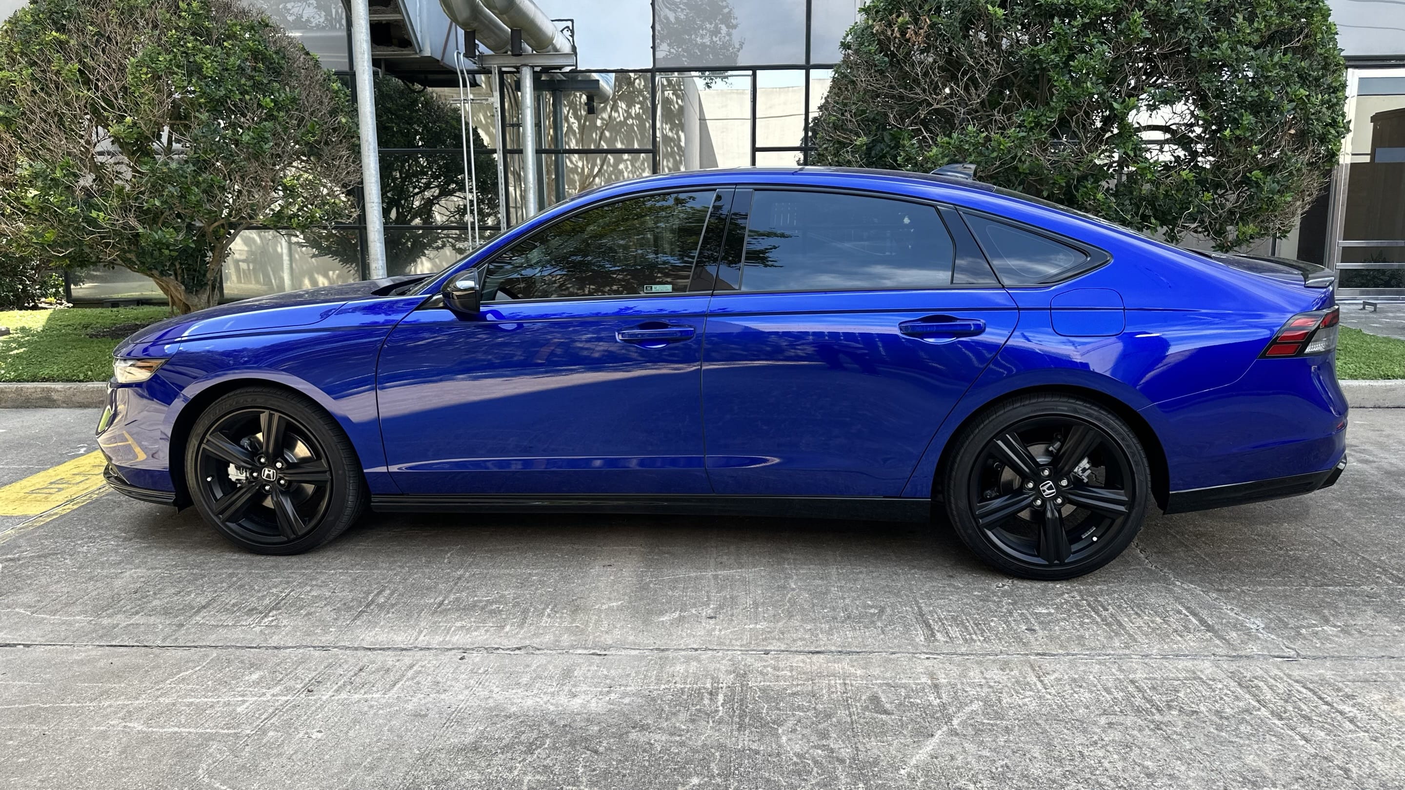 Honda Accord Hybrid Sport with GPS