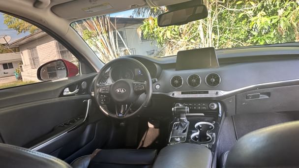 Kia Stinger with Bluetooth audio