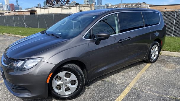 Chrysler Pacifica Touring, 2017, Regular (87), automatic, 7 seats