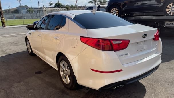 Kia Optima with Cruise control