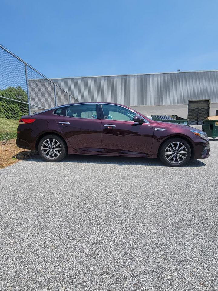 Kia Optima with Audio / iPod input