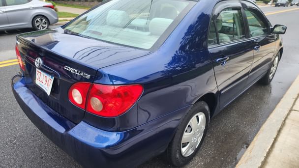 Toyota Corolla LE with Cruise control