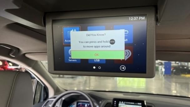 Honda Odyssey Touring with Audio / iPod input