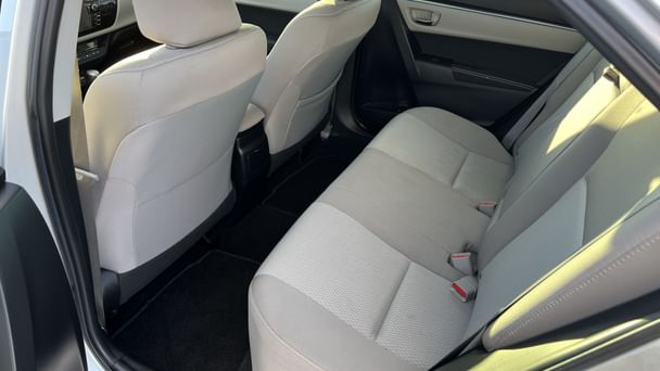 Toyota Corolla LE