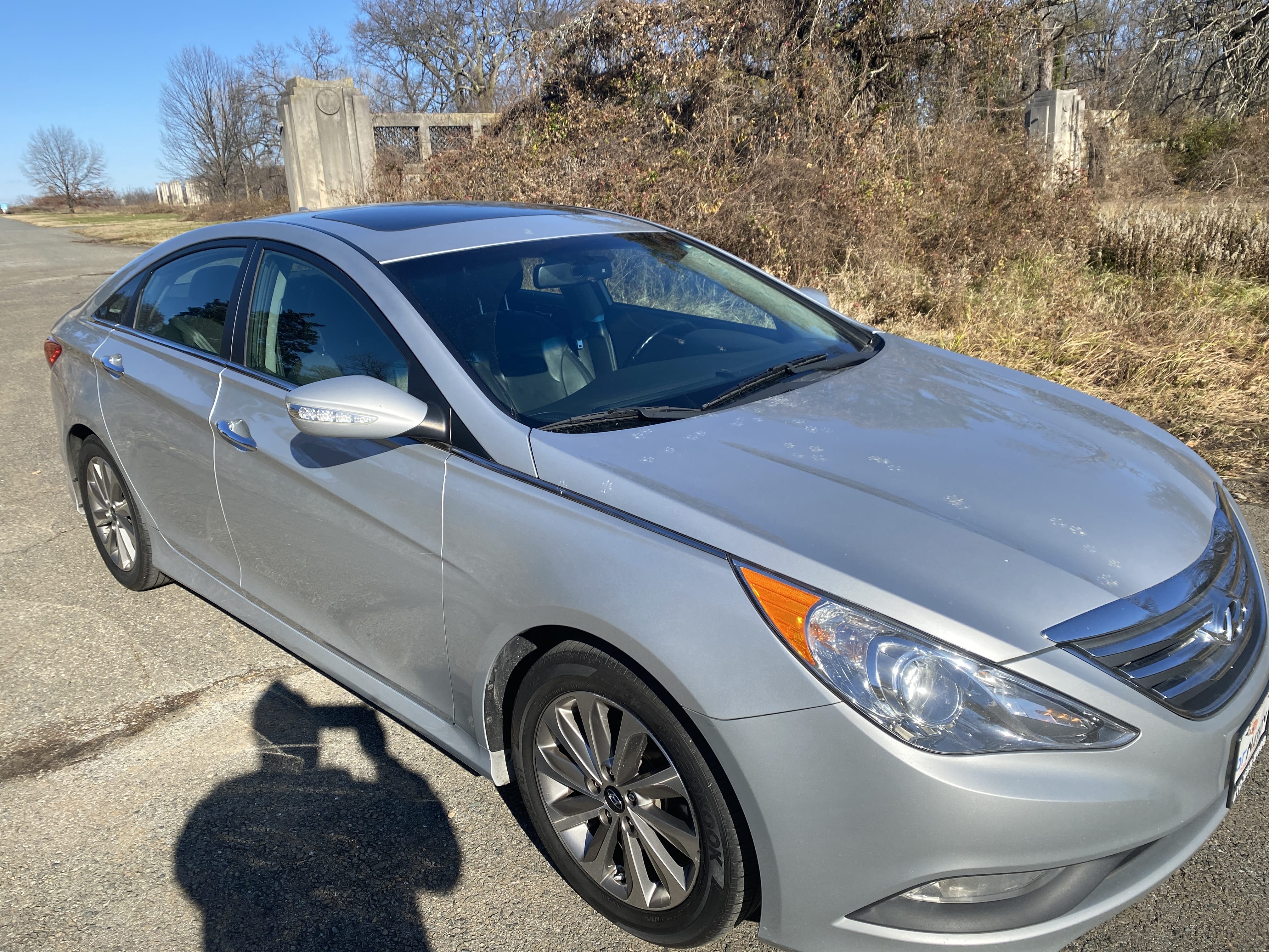 Hyundai Sonata 2.0t with Air conditioning
