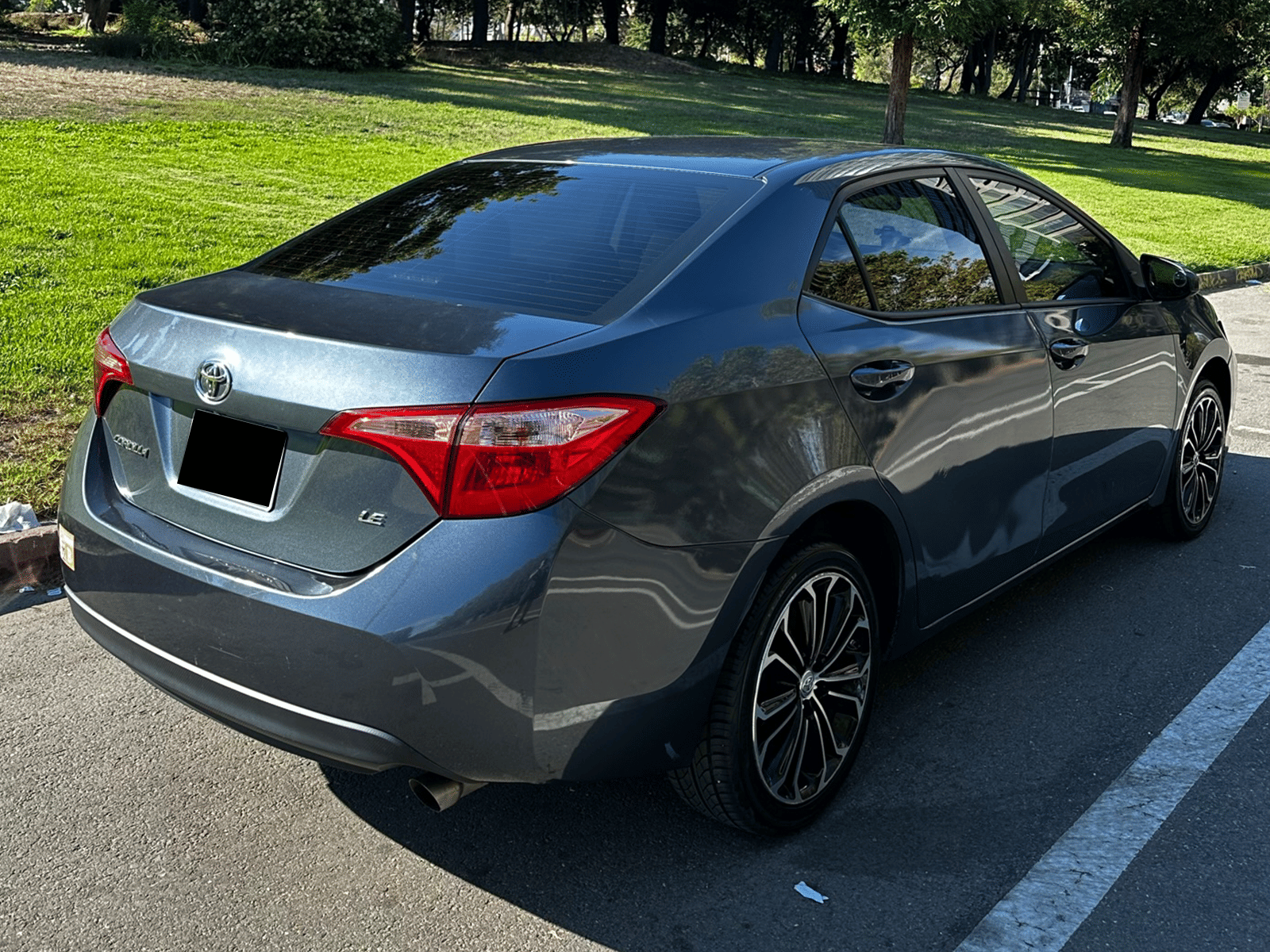 Toyota Corolla LE with Apple CarPlay