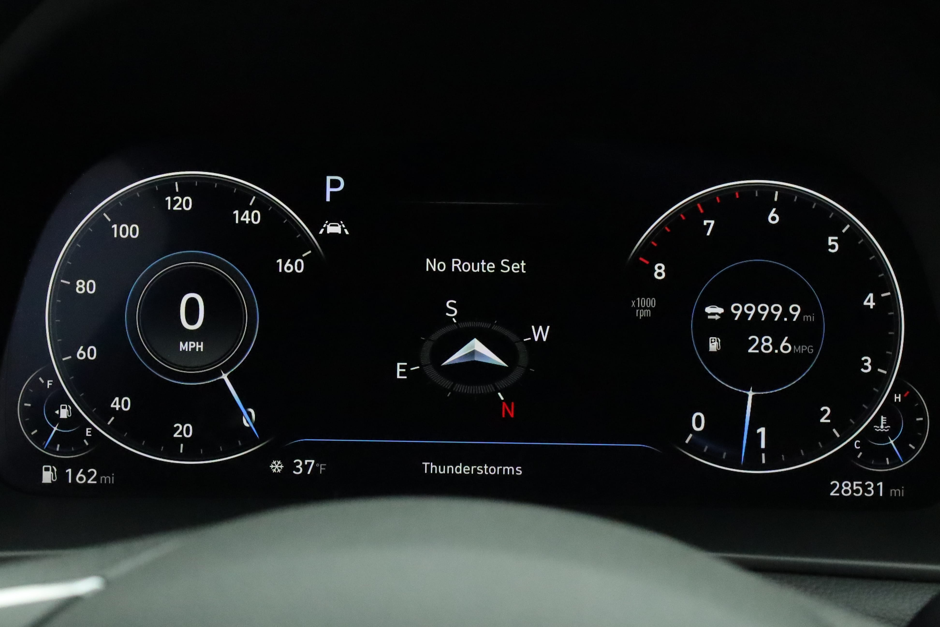 Hyundai Sonata SEL with Audio / iPod input