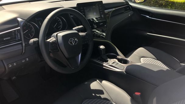 Toyota Camry SE with Apple CarPlay