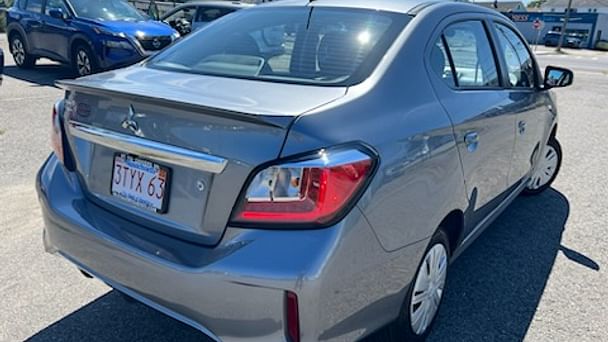 Mitsubishi Mirage G4 ES with Audio / iPod input
