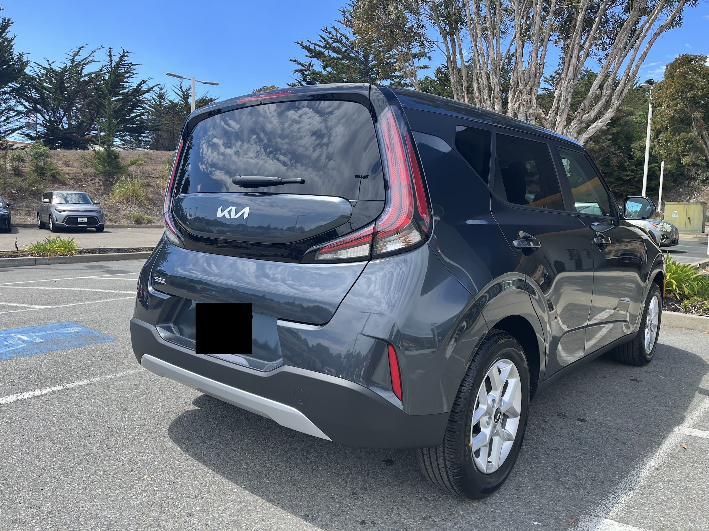 Kia Soul LX with Cruise control