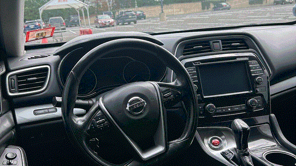 Nissan Maxima