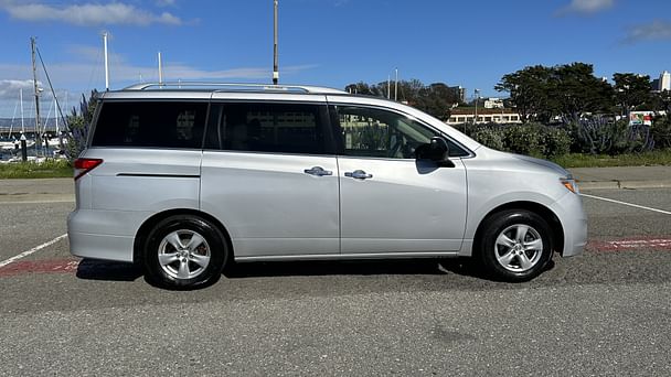 Nissan Quest
