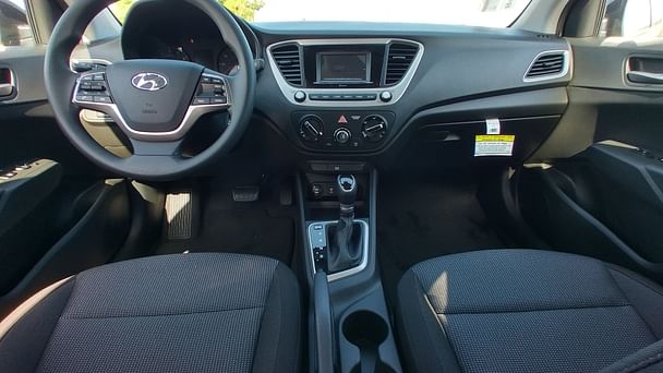 Hyundai Accent SE