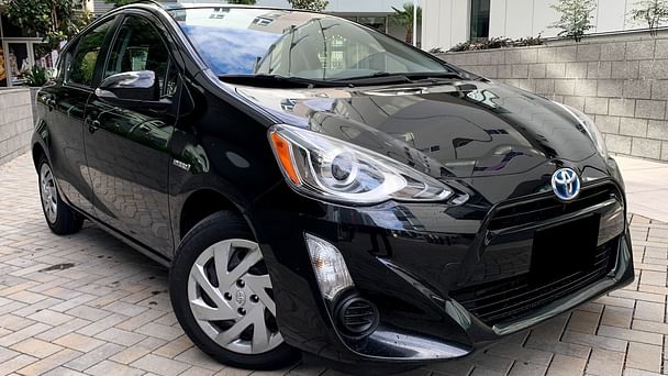 Toyota Prius Hybrid with Air conditioning