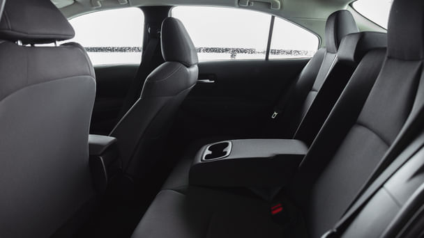Toyota Corolla LE with Audio / iPod input