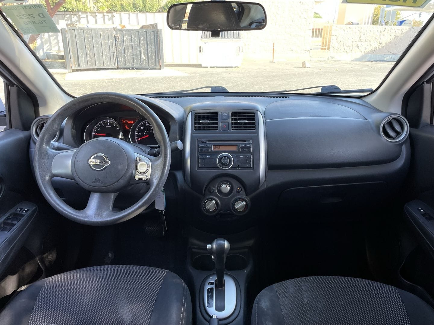 Nissan Versa 1.6 SV