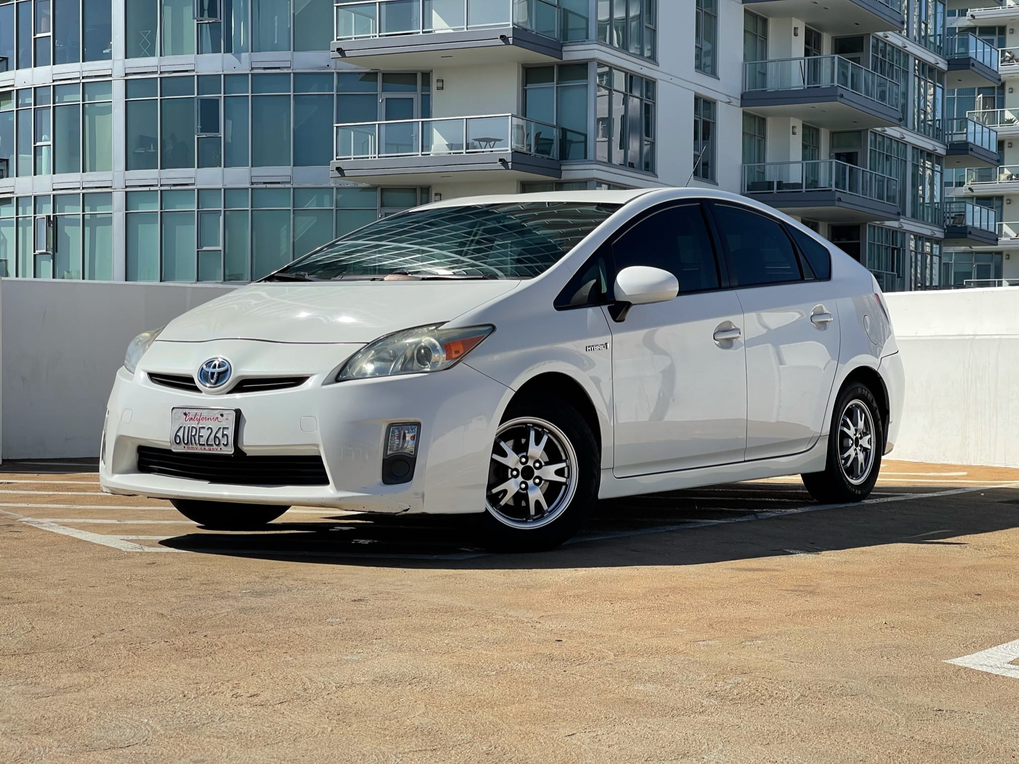 Toyota Prius Two with Cruise control