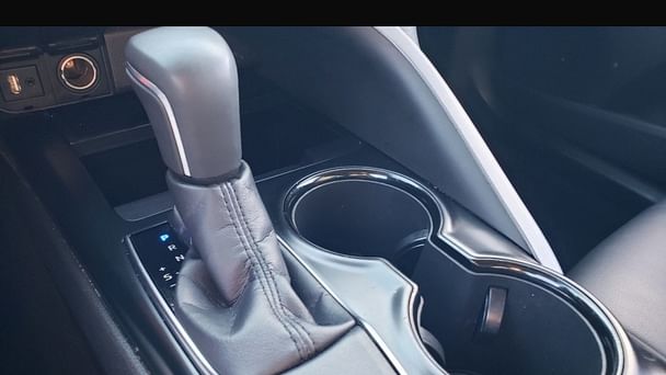 Toyota Camry SE with Cruise control