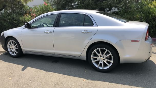 Chevrolet Malibu with Audio / iPod input