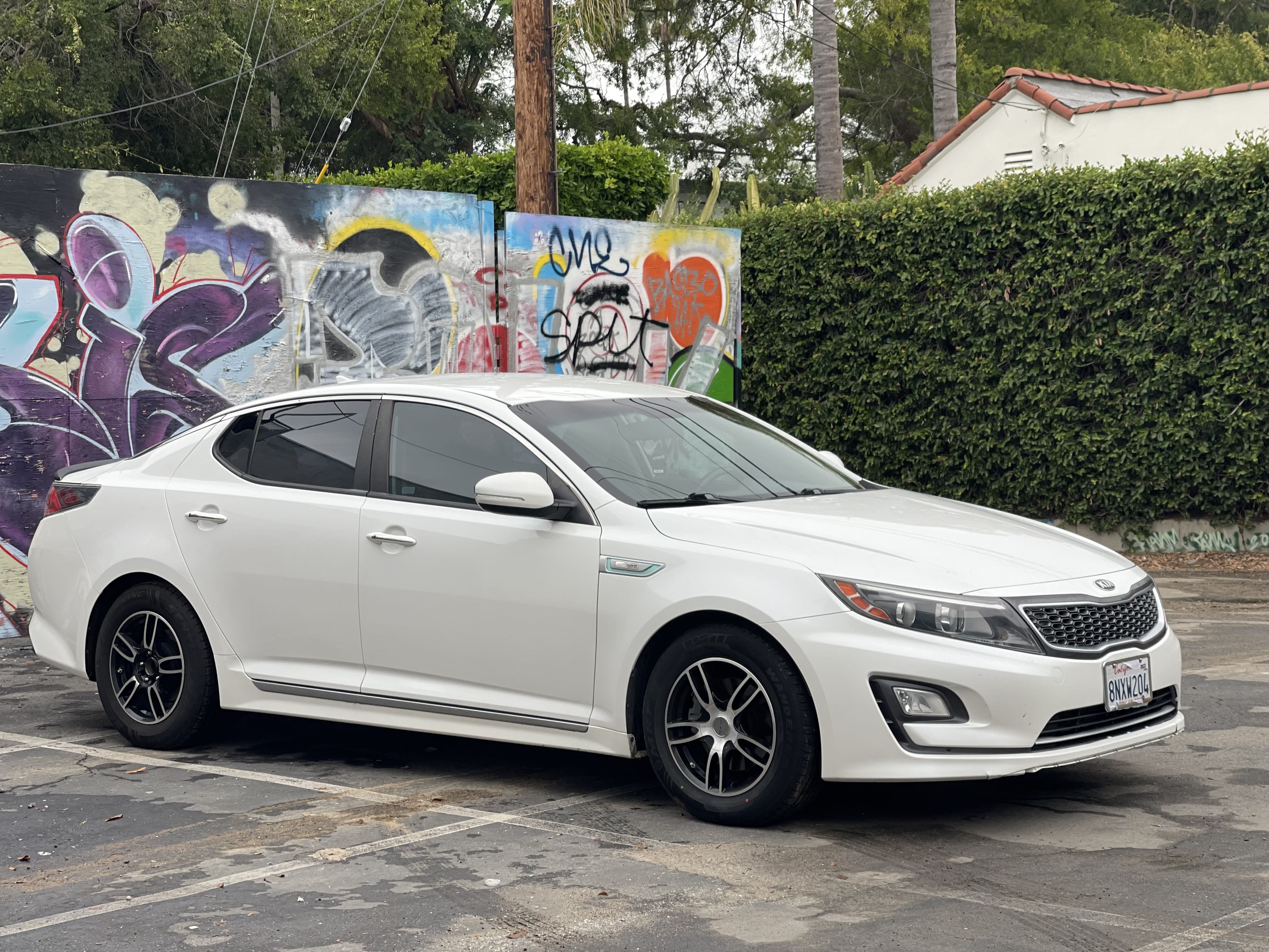 Kia Optima Hybrid with GPS