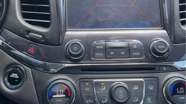 Chevrolet Impala LS with Cruise control