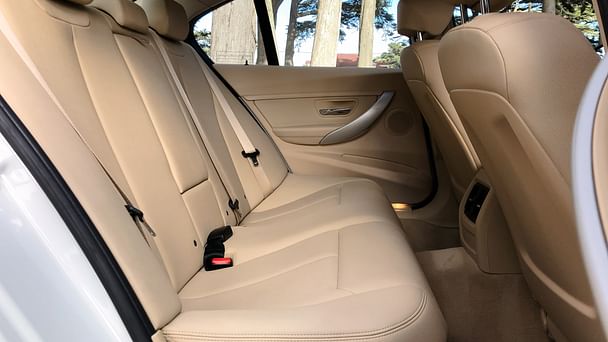BMW 3 Series 320i