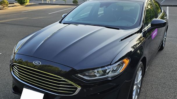 Ford Fusion Hybrid SE with Bluetooth audio