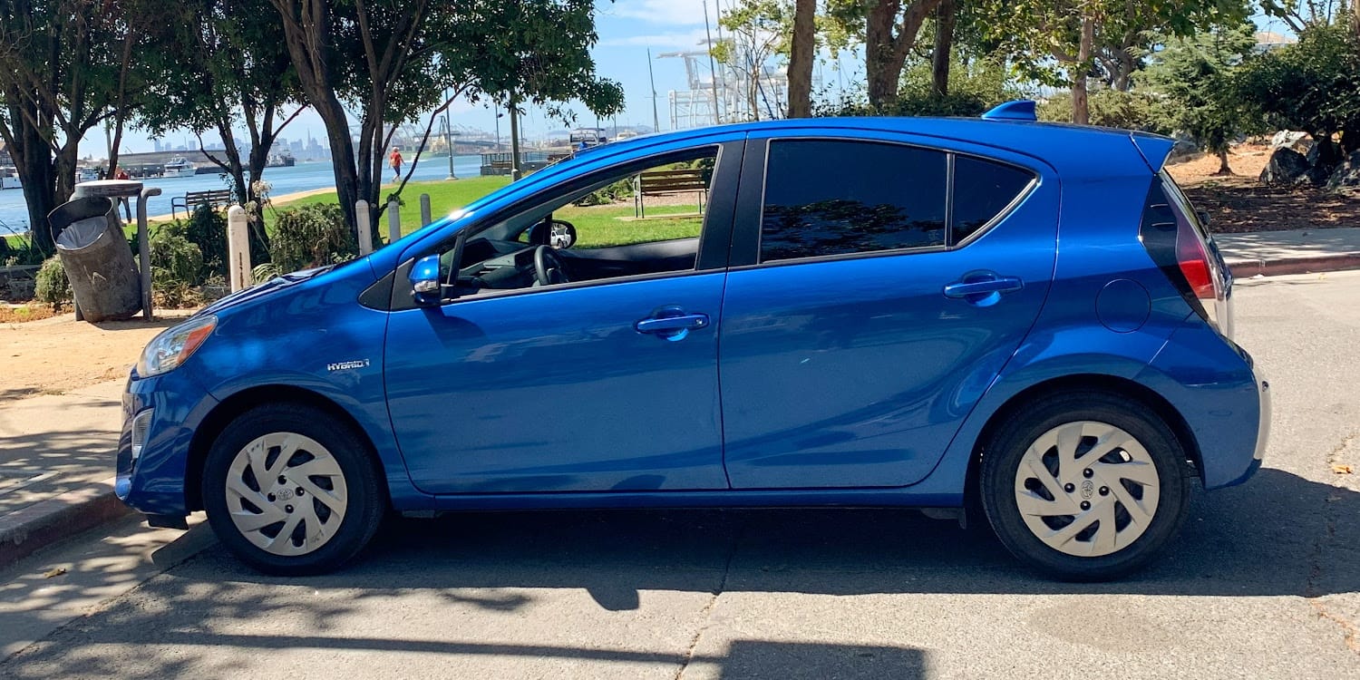 Toyota Prius Hybrid with Bluetooth audio