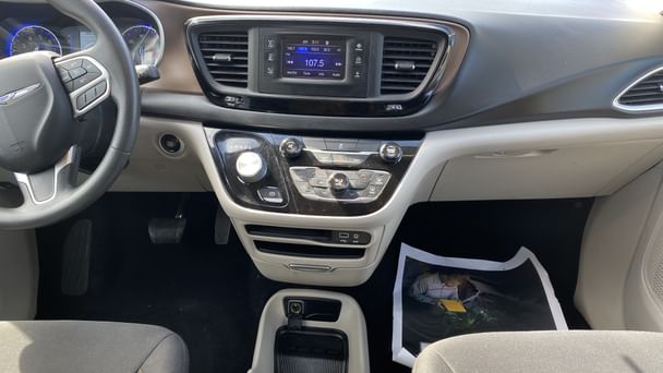 Chrysler Pacifica Touring with GPS