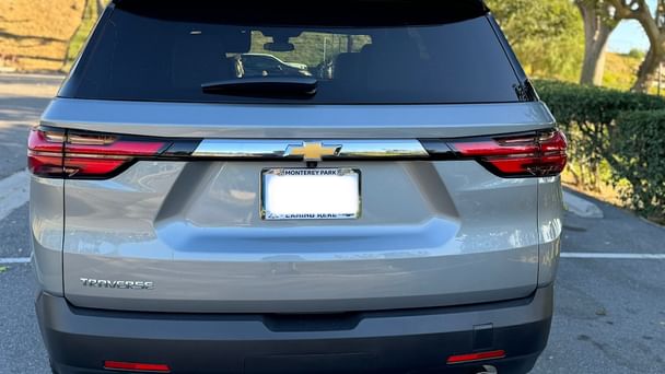 Chevrolet Traverse LS with Apple CarPlay