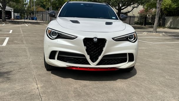 Alfa-Romeo Stelvio 3.9L Quadrifoglio- Vrrooooom! with GPS