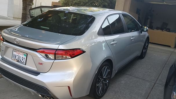 Toyota Corolla SE with GPS