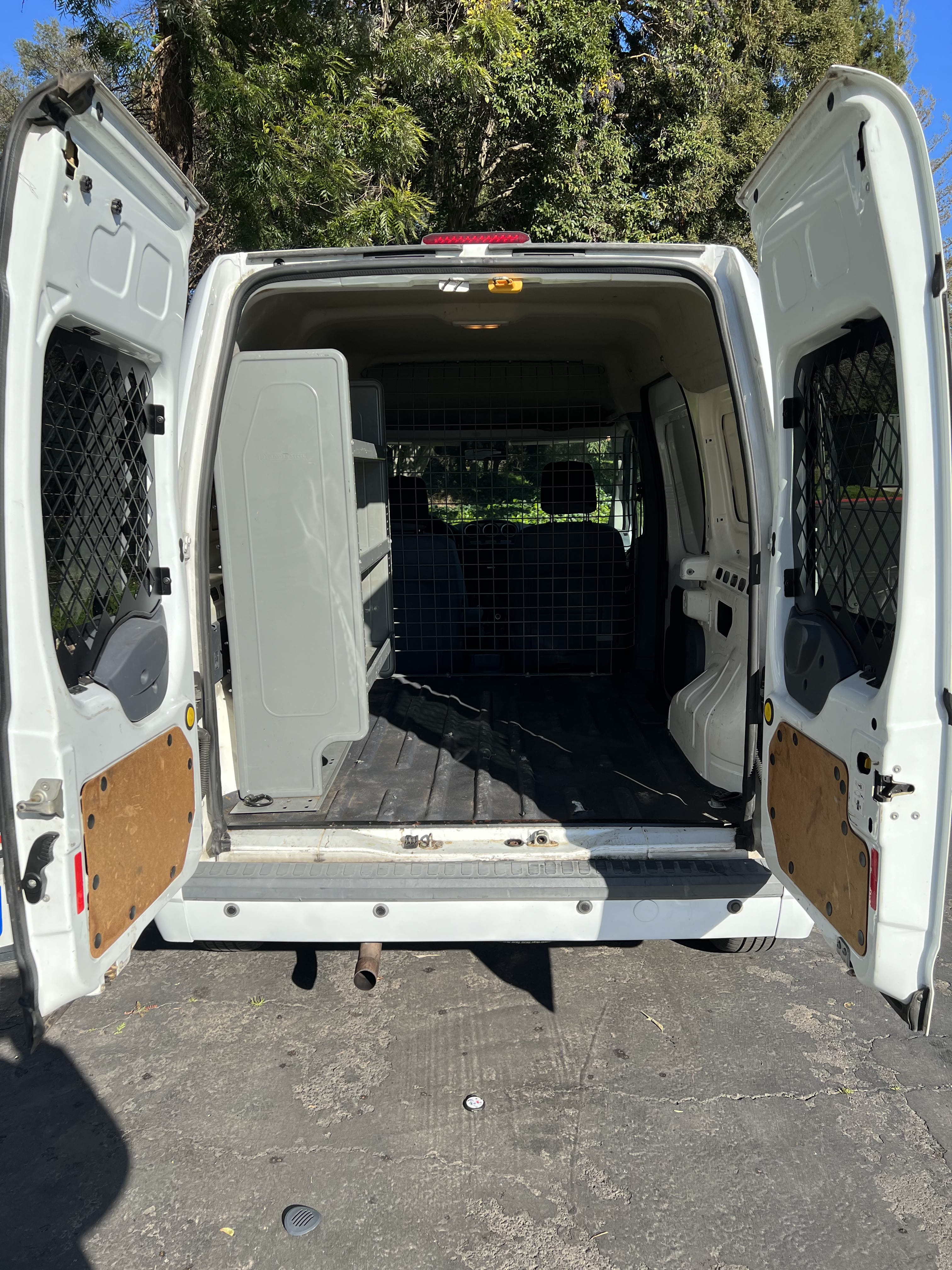 Ford Transit Connect with Audio / iPod input