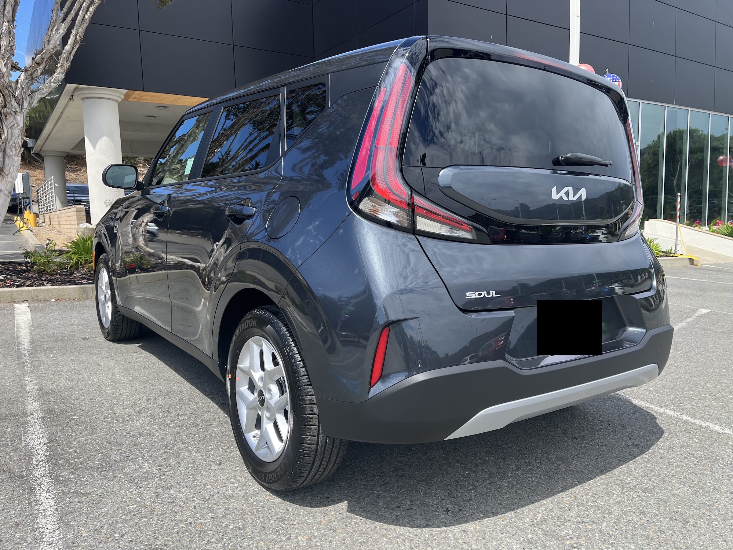 Kia Soul LX with Bluetooth audio