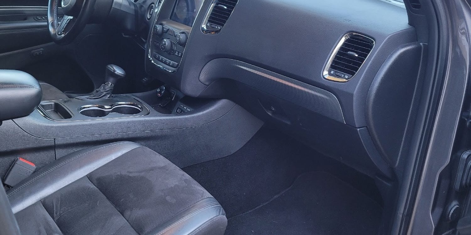 Dodge Durango with Air conditioning